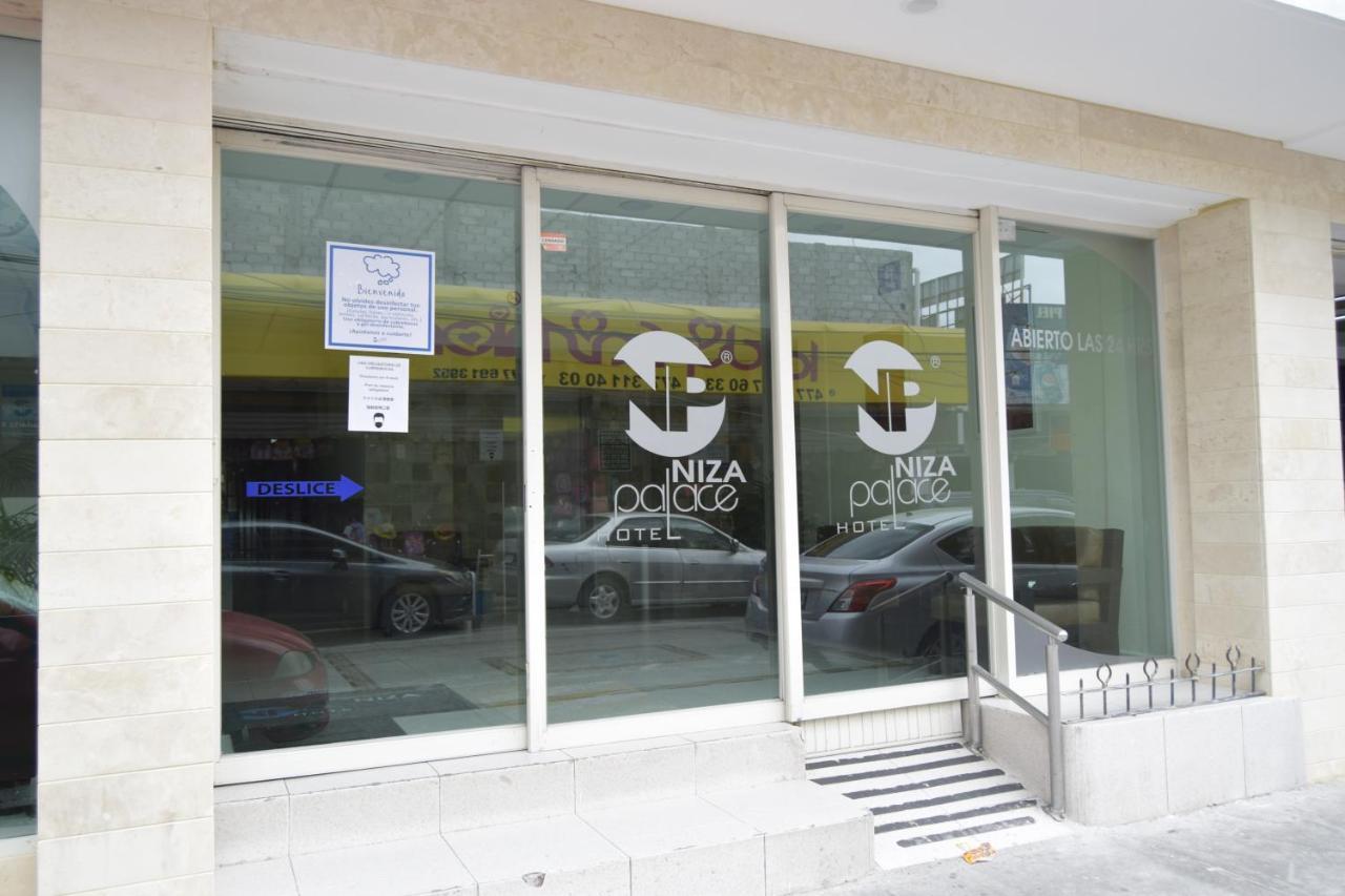 Hotel Niza Zona Piel Leon Exterior photo