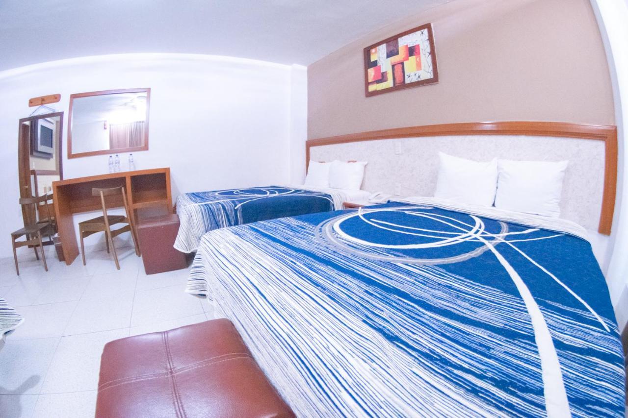 Hotel Niza Zona Piel Leon Exterior photo